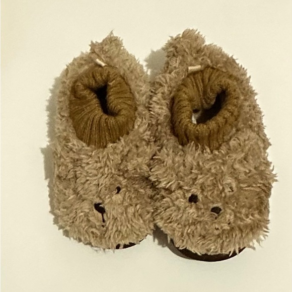 NWOT Teddy Bear Slippers For Toddler - Picture 4 of 4